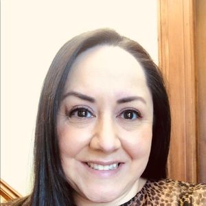 Meet your Posher, Rosalyn